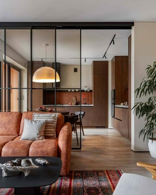 Этнический характер с калининградским настроением. 03