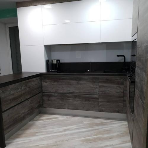 Ждали нашу красотку очень долго. 01