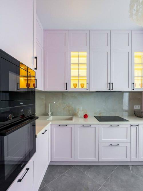 Атмосферная двухкомнатная квартира в классическом стиле. 02