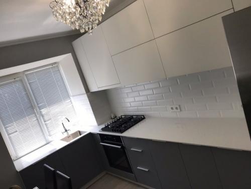 Кто еще о кухне с мойкой у окна мечтает. 01