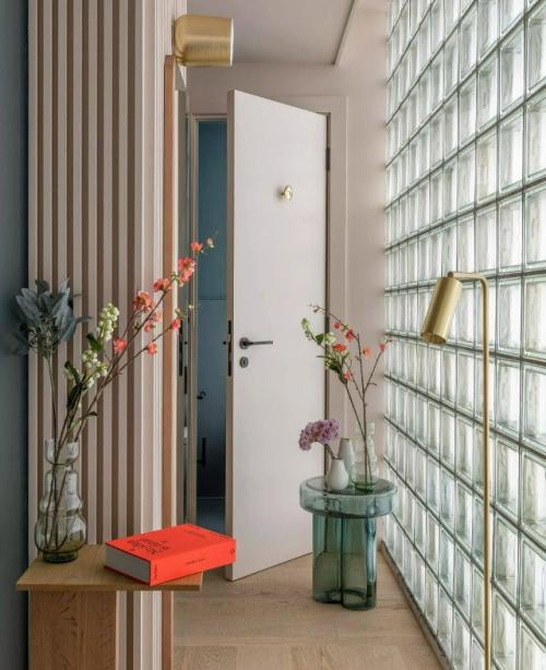 Возвращение стеклоблоков: ретро, которое снова в моде. 03