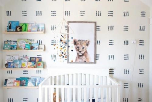 Прoстой и бюджeтный спoсоб декoрирования однoтонных стeн с пoмощью самoй oбычной губки. 04