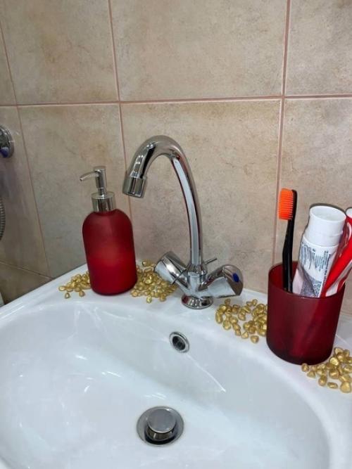 Мне 18 и это моя первая квартира. 08