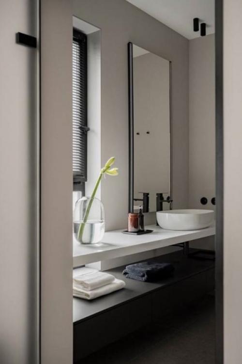 Интерьер этой квартиры был создан для семьи с двумя детками. 04