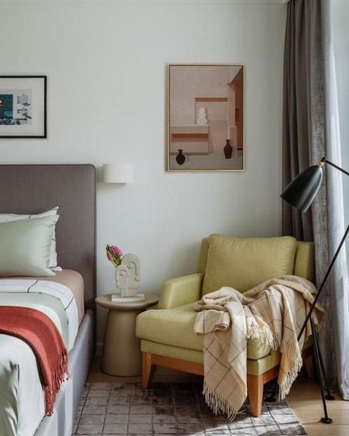 Это была однушка с типичной планировкой, площадью 33 м 2. 06