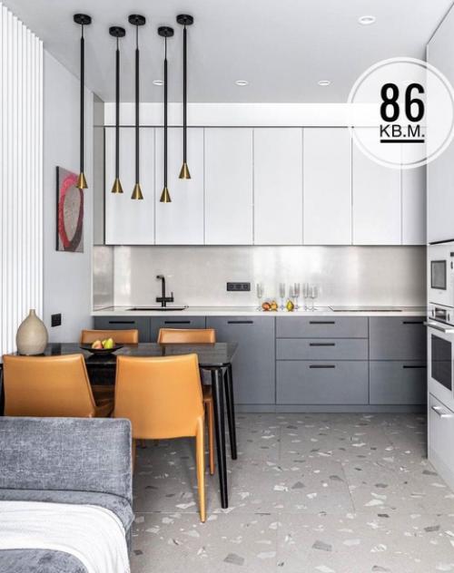 В проекте этой квартиры светло-серые и голубые оттенки преобладают. 04