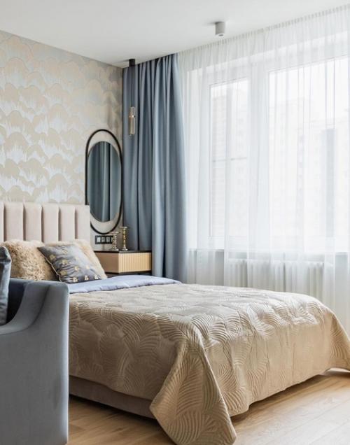 В проекте этой квартиры светло-серые и голубые оттенки преобладают. 03