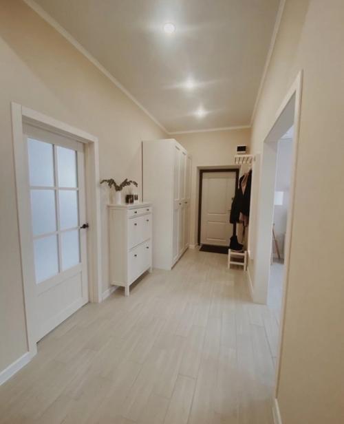 Светлые интерьеры смотрятся очень легко и воздушно. 06