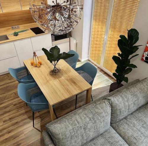 Интересный проект для небольшой квартиры - студии. 01