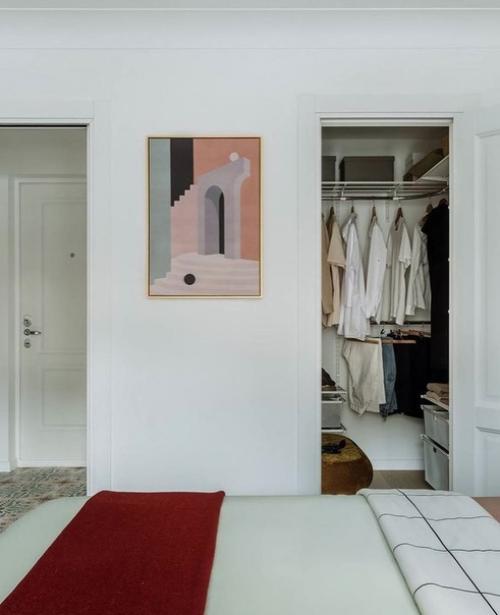 Это была однушка с типичной планировкой, площадью 33 м 2. 03