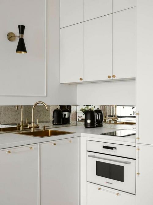 Французский акцент в московской квартире. 02