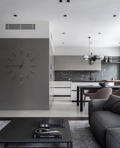 Большая, просторная квартира площадью 140 м 2. 03