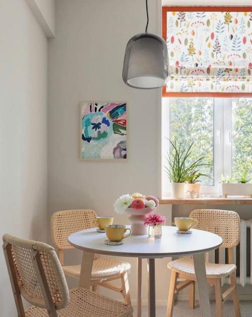 Яркая квартира. С очень необычным цветовым решением. 05