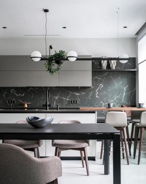 Большая, просторная квартира площадью 140 м 2. 01