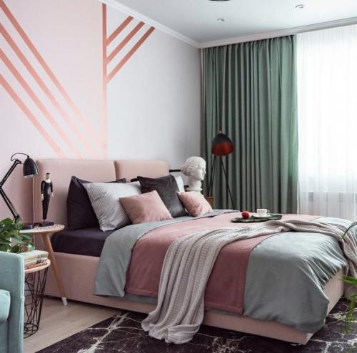 Эта квартира совсем небольшая по площади. 01