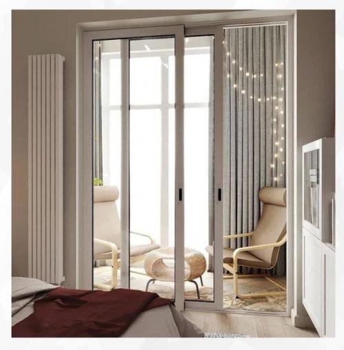 Интересное оформление спальной комнаты.