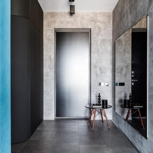 Интерьер квартиры сделан в холодных тонах. 04