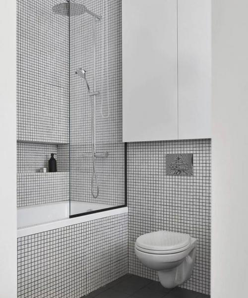 А это пространство было оформлено для двоих -. 02