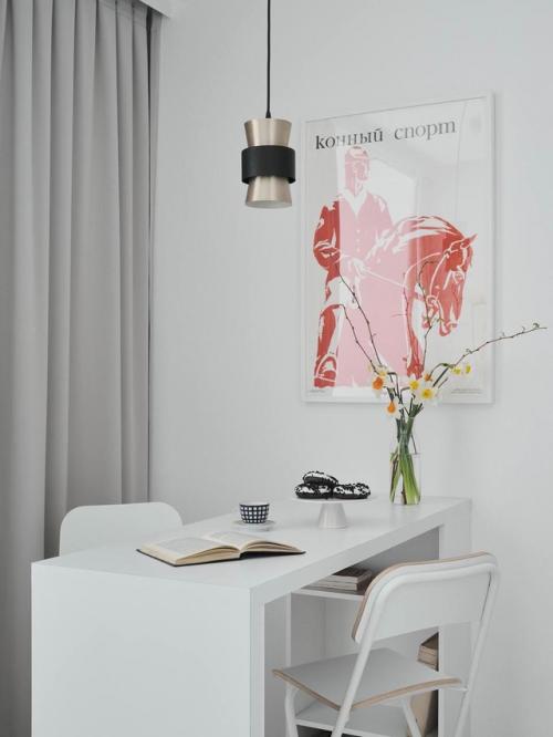 Белоснежная студия с розовым настроением. 07