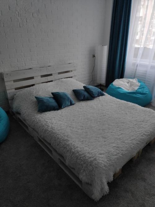 А вот и наш бюджетный интерьер! 04