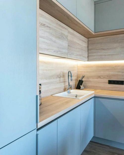 Для оформления этой кухни выбрали весьма интересный цвет -. 01