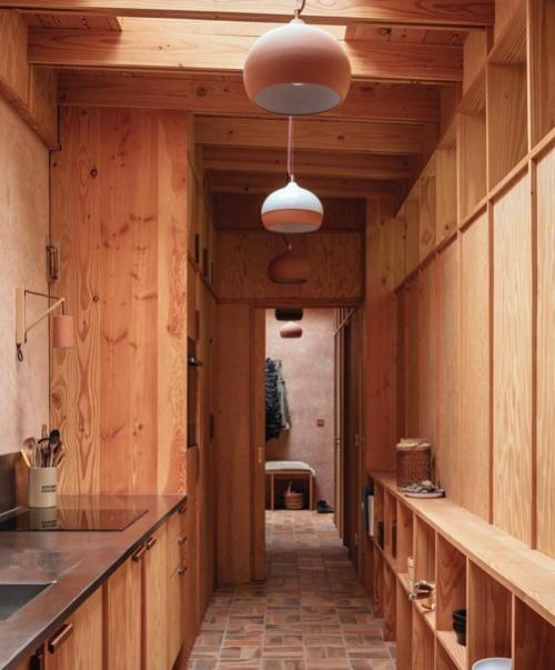 Великолепный пример, как можно обновить старое здание. 02