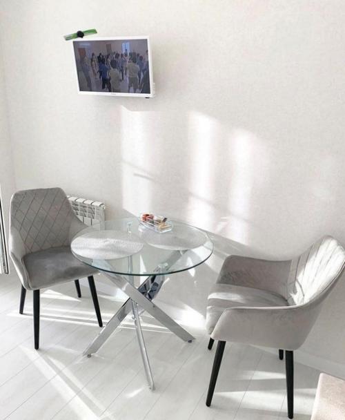 Ну и кто говорил, что белый интерьер это некрасиво. 05