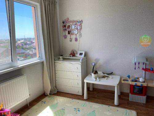 У нас однокомнатнaя квартира. 03